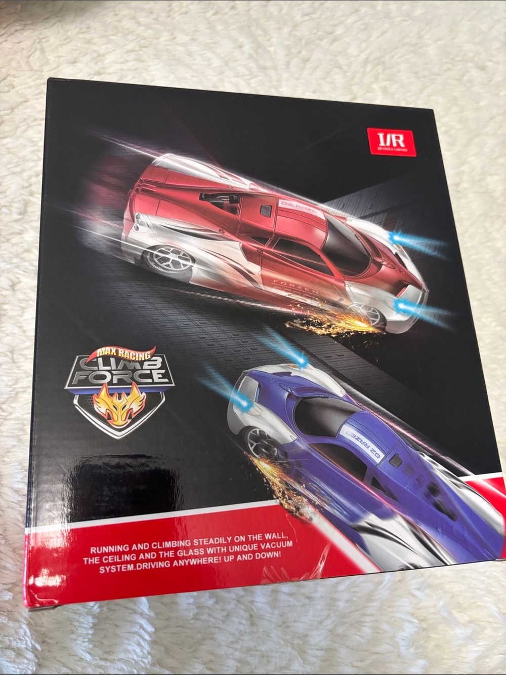 Wall-Climbing Race Cars Set - Red & Blue